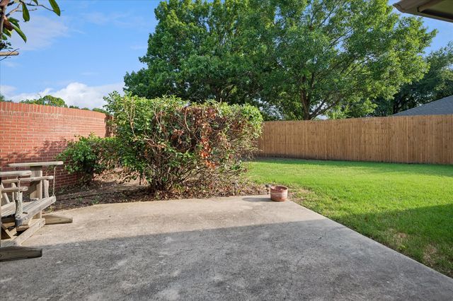 2201 Pendleton Lane, Flower Mound, TX 75028