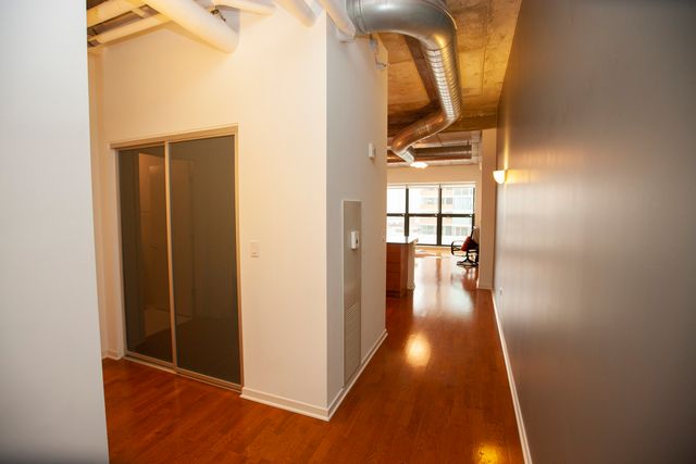 807 Davis Street 505, Evanston, IL 60201