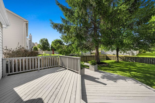 244 Buckingham Drive, Grayslake, IL 60030