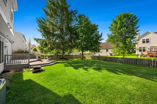 244 Buckingham Drive, Grayslake, IL 60030