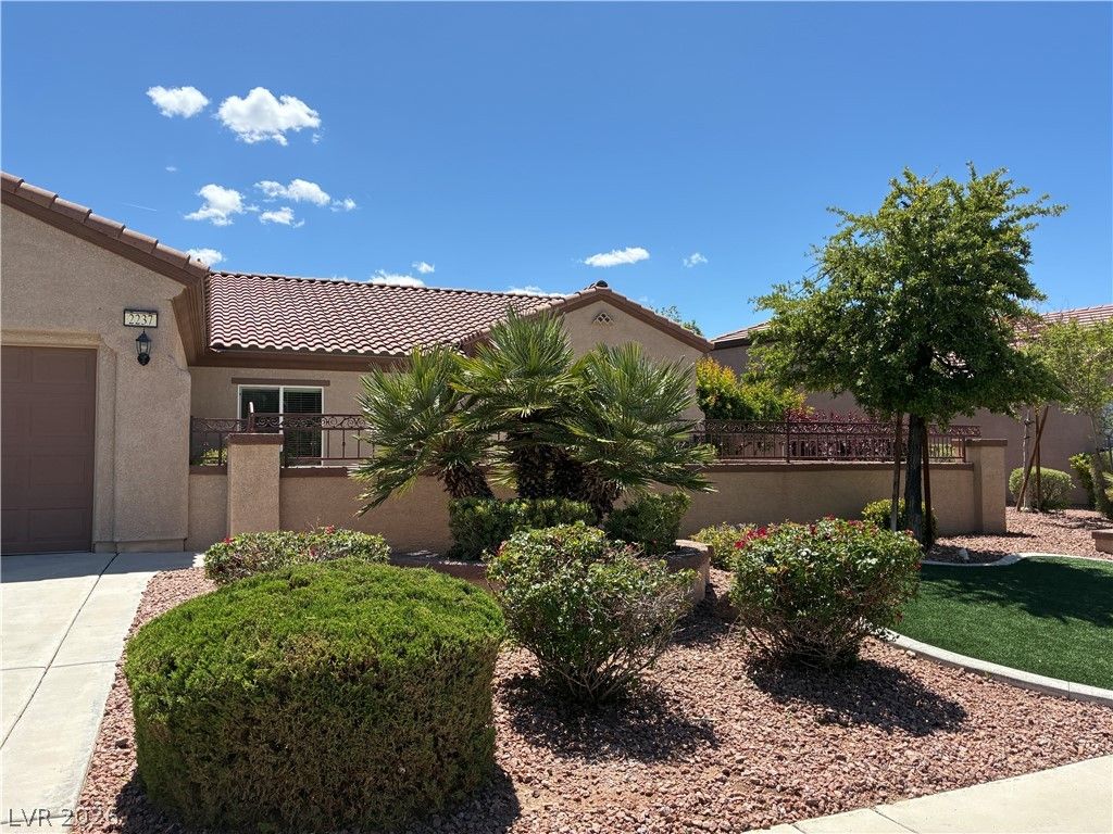 2237 Canyonville Drive, Henderson, NV 89044