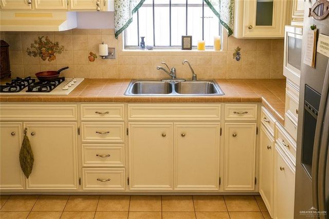 2008 Harvey Street, Mcallen, TX 78501