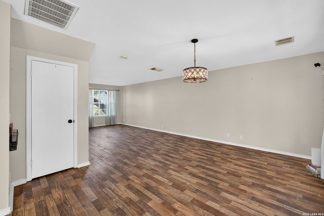 9538 Vallecito, San Antonio, TX 78250