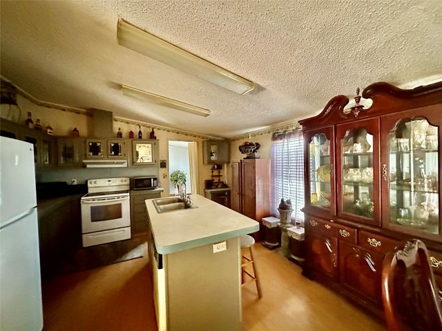 320 Gamble Street, Emhouse, TX 75110