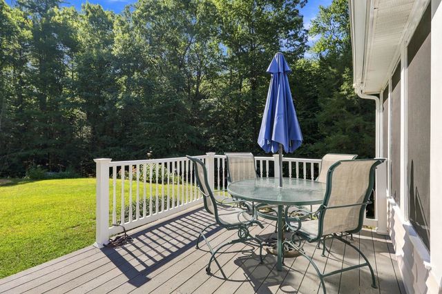 27 Peabody Drive, Danville, NH 03819