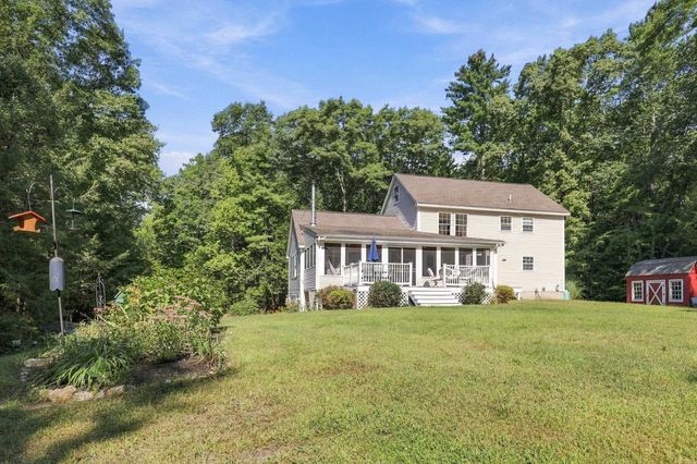 27 Peabody Drive, Danville, NH 03819