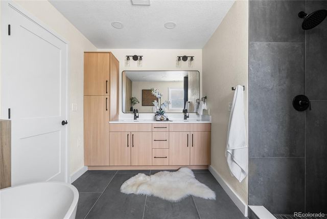 1375 W Hinsdale Drive, Littleton, CO 80120