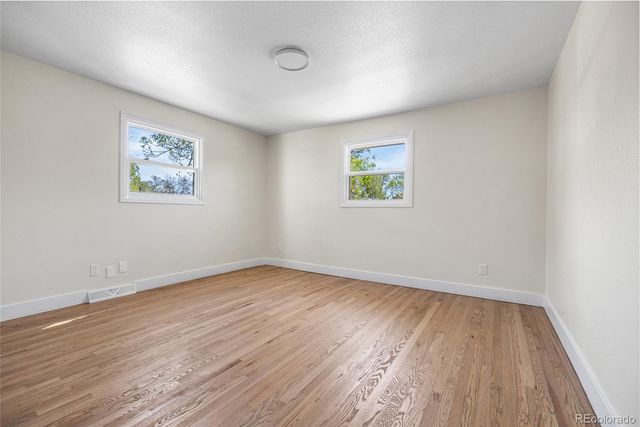 1375 W Hinsdale Drive, Littleton, CO 80120