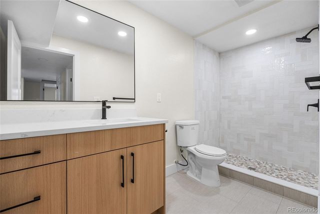 1375 W Hinsdale Drive, Littleton, CO 80120