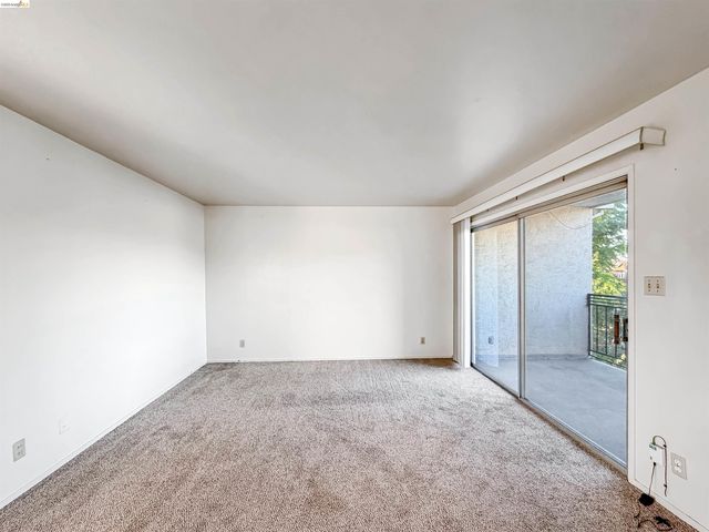 2172 Blake St, Berkeley, CA 94704