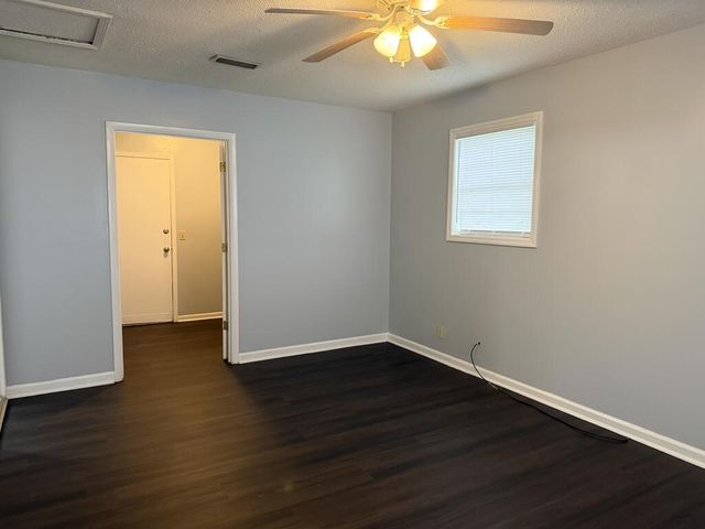 5910 W Main Street, Dothan, AL 36305
