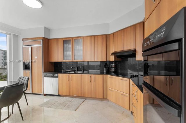 19111 Collins Ave 604, Sunny Isles Beach, FL 33160