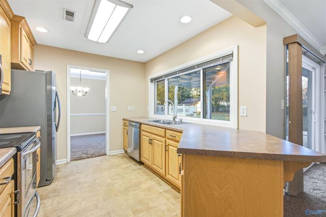 2008 Burlingame Drive, Huntsville, AL 35803