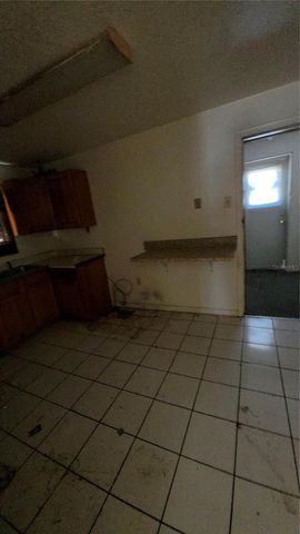 216 NW 4TH AVENUE, Mulberry, FL 33860