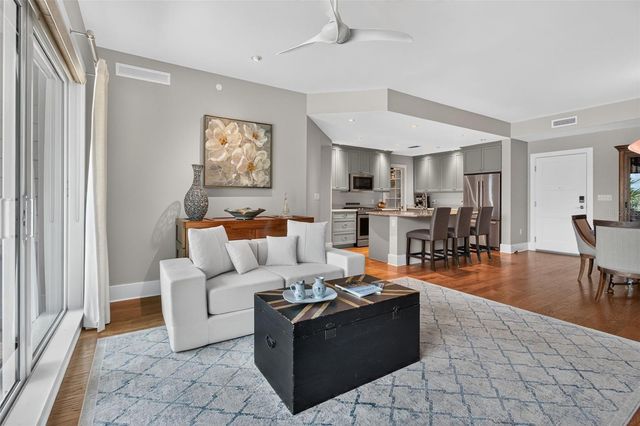 200 MAIN STREET 202, Dunedin, FL 34698