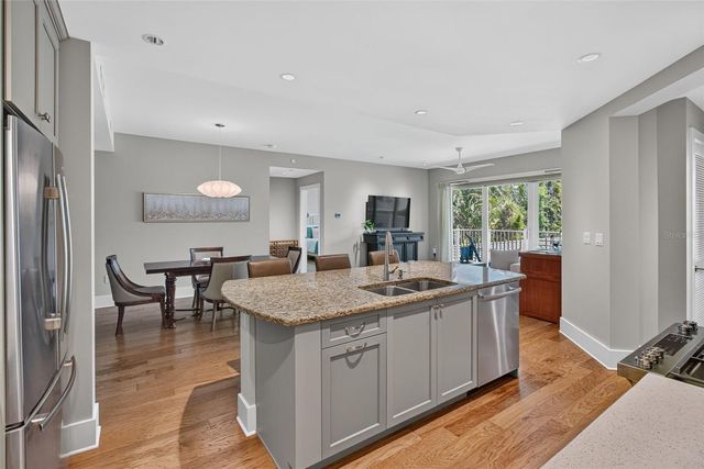200 MAIN STREET 202, Dunedin, FL 34698