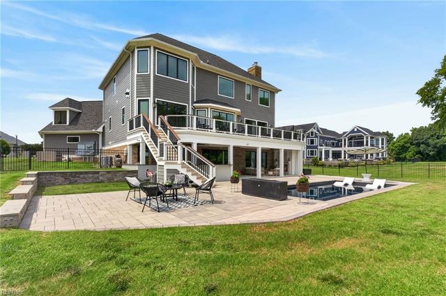 230 Wentworth CT, Suffolk, VA 23436