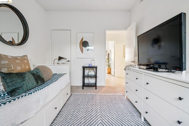 255 Florence Ct, Hercules, CA 94547