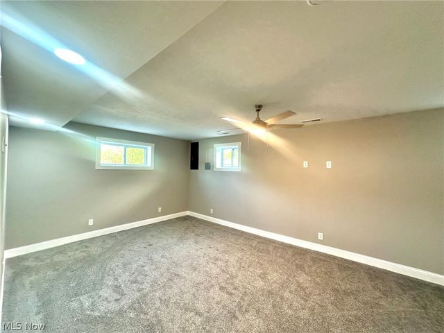 720 57th Street, Vienna, WV 26105