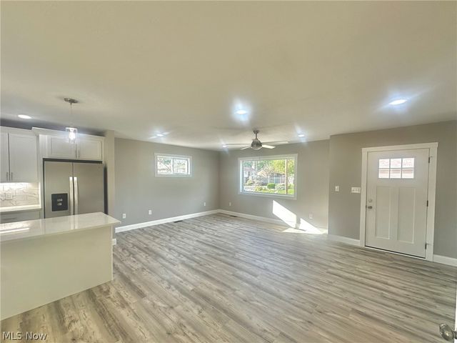 720 57th Street, Vienna, WV 26105