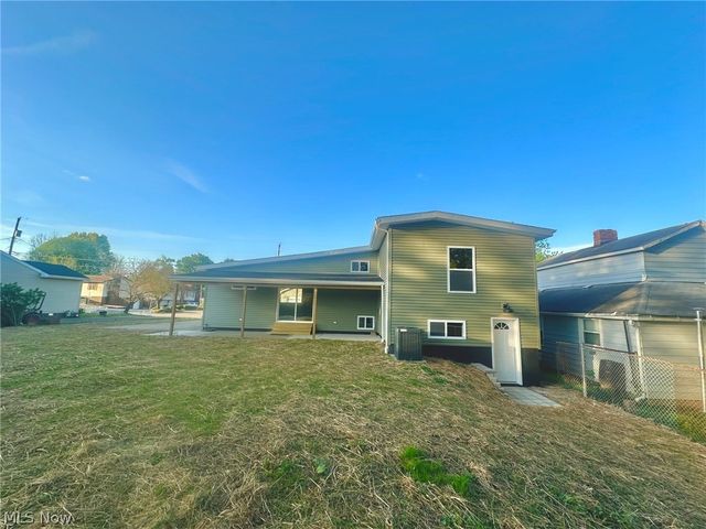 720 57th Street, Vienna, WV 26105