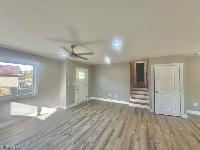 720 57th Street, Vienna, WV 26105