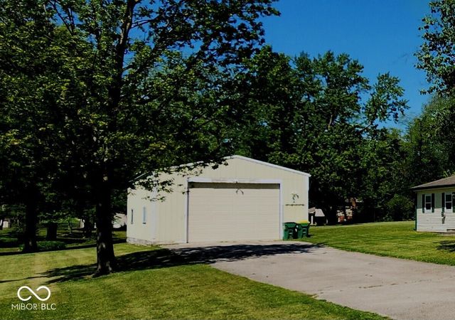 9710 S County Road 0, Clayton, IN 46118
