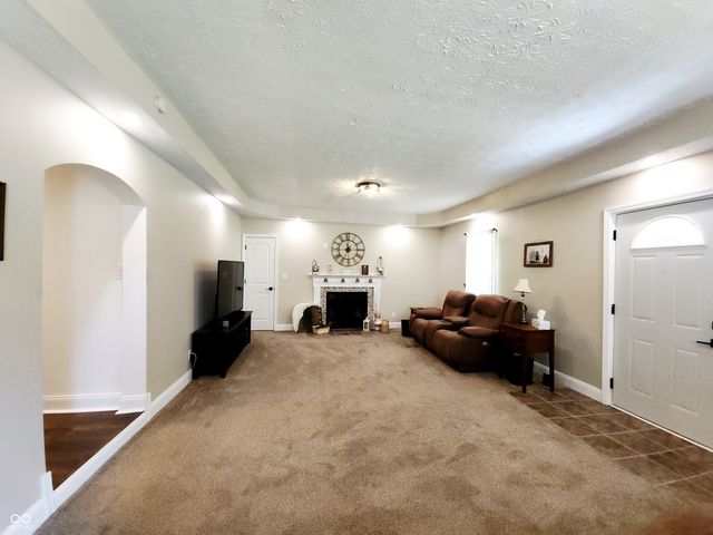 9710 S County Road 0, Clayton, IN 46118