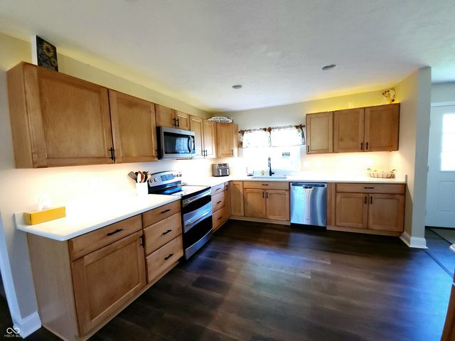 9710 S County Road 0, Clayton, IN 46118