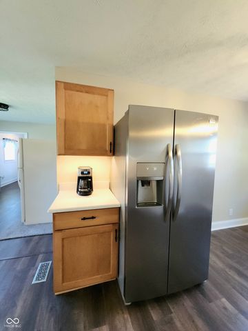 9710 S County Road 0, Clayton, IN 46118