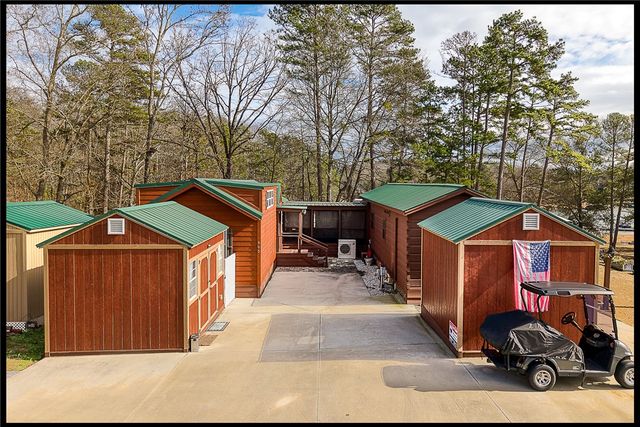 665 N Fleetwood Lane, Fair Play, SC 29643