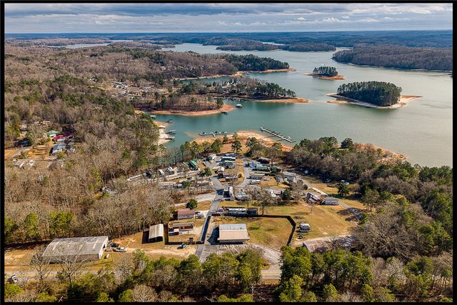 665 N Fleetwood Lane, Fair Play, SC 29643