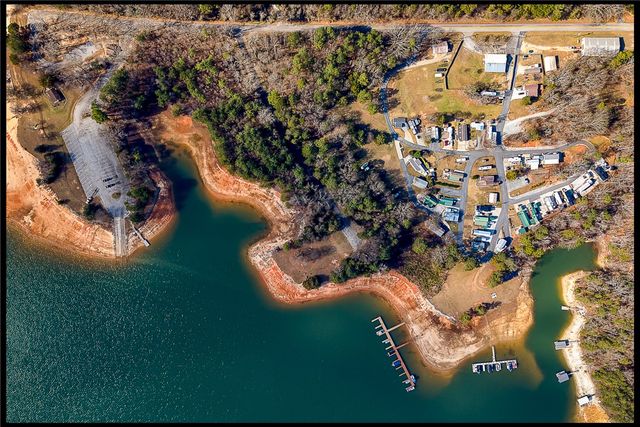 665 N Fleetwood Lane, Fair Play, SC 29643