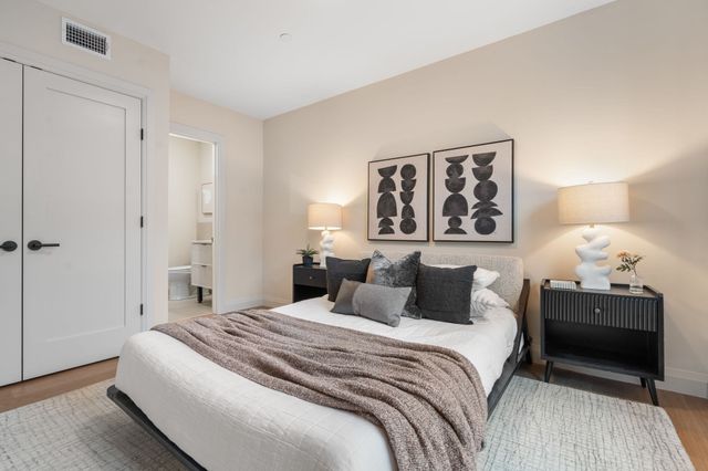 100 Lincoln Street 202, Boston, MA 02135