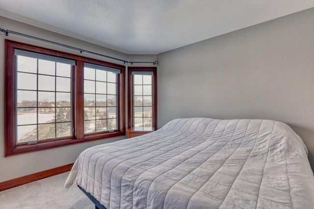 9067 S Cordgrass CIRCLE E, Franklin, WI 53132