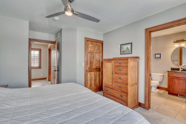 9067 S Cordgrass CIRCLE E, Franklin, WI 53132