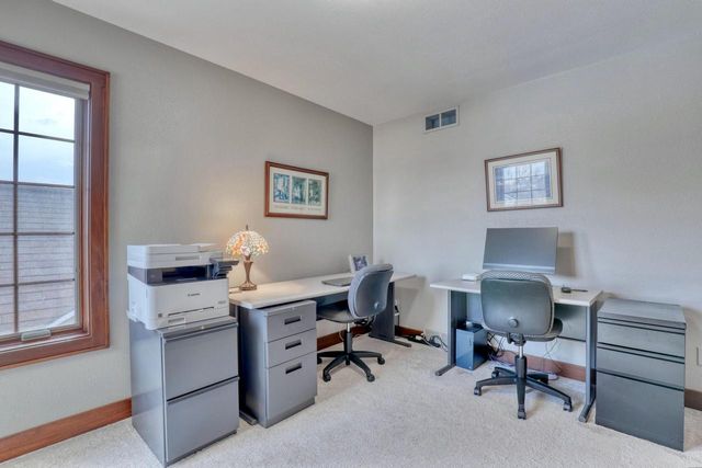 9067 S Cordgrass CIRCLE E, Franklin, WI 53132