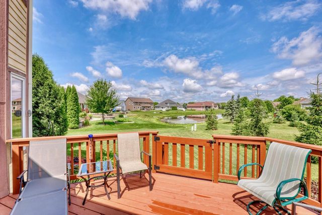 9067 S Cordgrass CIRCLE E, Franklin, WI 53132