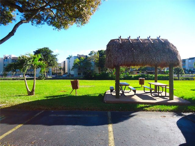 8101 Camino Real C-115, Miami, FL 33143