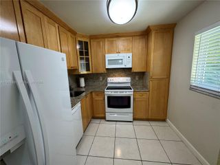 8101 Camino Real C-115, Miami, FL 33143