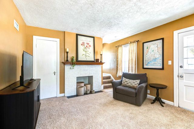 340 W Ellsworth Ave, Salina, KS 67401