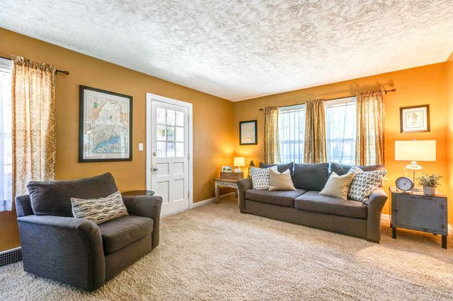 340 W Ellsworth Ave, Salina, KS 67401