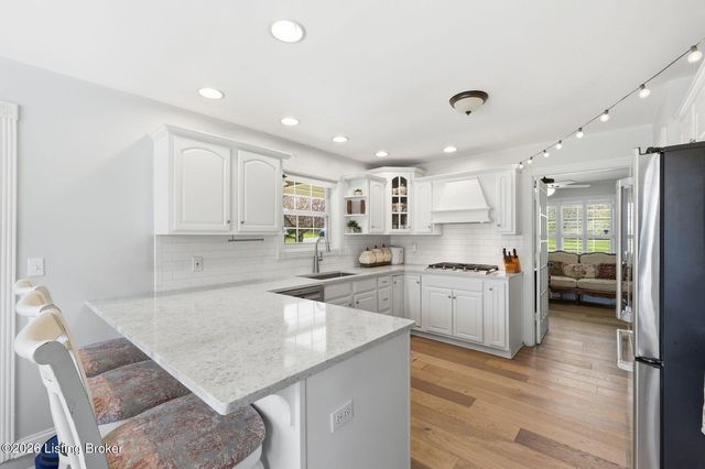 145 Stony Point Ct, Elizabethtown, KY 42701