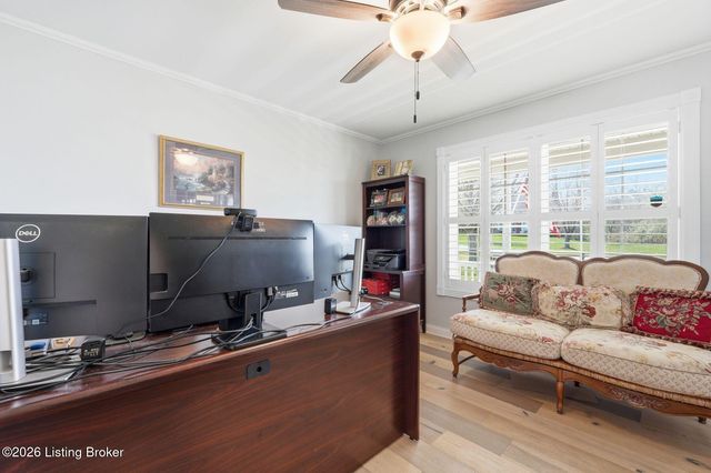145 Stony Point Ct, Elizabethtown, KY 42701