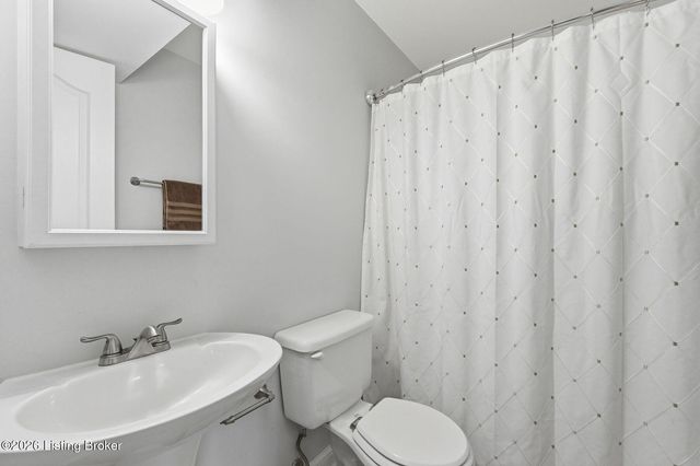 145 Stony Point Ct, Elizabethtown, KY 42701
