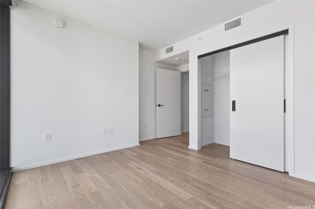 333 Ward Avenue 1803, Honolulu, HI 96814