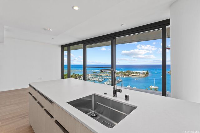 333 Ward Avenue 1803, Honolulu, HI 96814