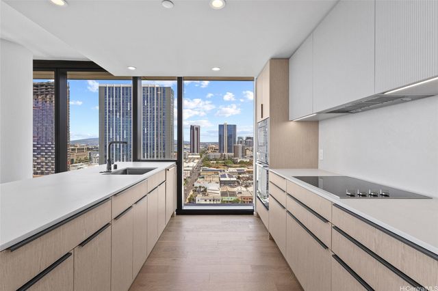 333 Ward Avenue 1803, Honolulu, HI 96814