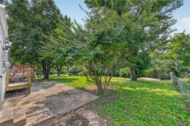 9108 Central Street, Kansas City, MO 64114