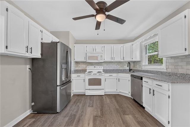 9108 Central Street, Kansas City, MO 64114